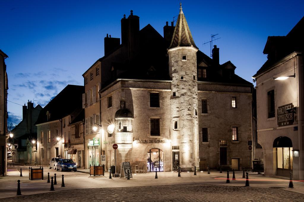 Maison Du Colombier * Beaune (Cote d'Or)